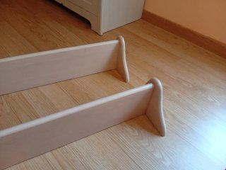 2 Scaffali in legno massello beige