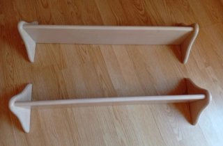 2 Scaffali in legno massello beige