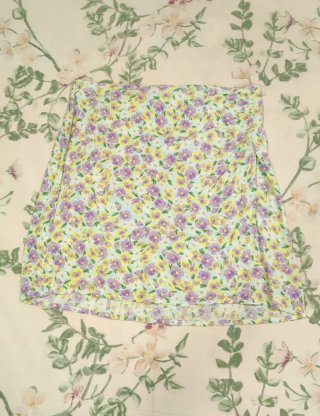 Falda flores