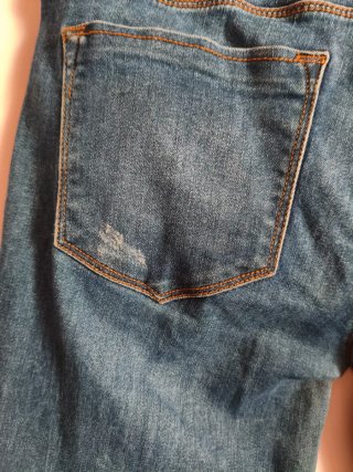 Pantalón vaquero Stradivarius Skinny Talla 42