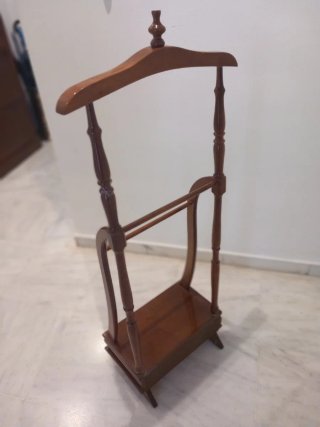 Galán de noche de madera