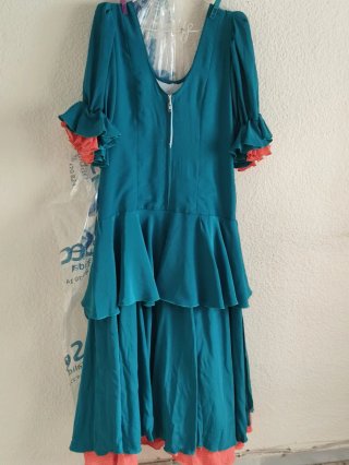 Traje Flamenca Agua Marina con Volantes Naranjas