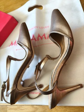 Zapatos Mariamare cobre