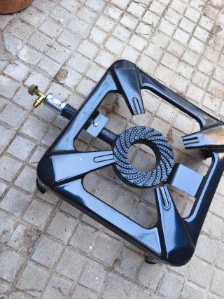 Hornillo de gas negro nuevo
