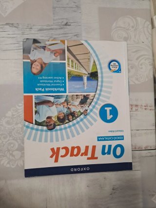 Libro de inglés y cuadernillo