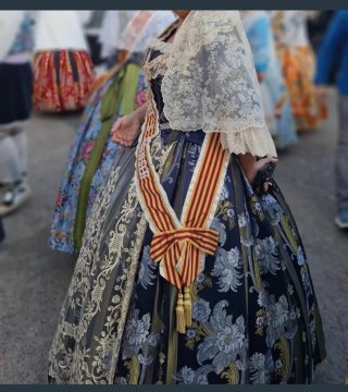 Traje de Fallera Talla 42/44 Azul