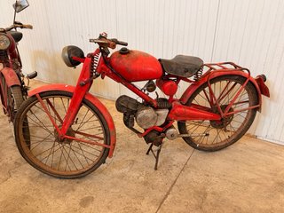Lote 2 Guzzi Hispania 49 Rojas