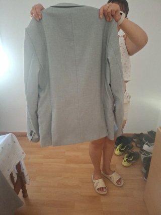 Traje gris