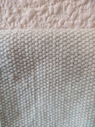 Bolso de mano con fleco y pedrería