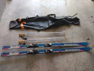Pack Esquís Rossignol + Bastones + Funda