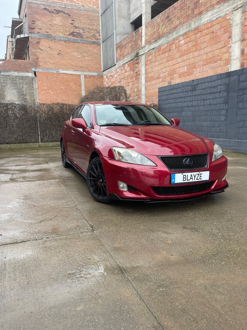 Lexus IS 2007 - foto 1