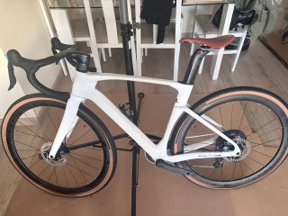 Bicicleta Gravel Carbono V3