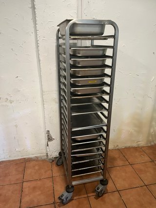 Carro Gastronorm 1/1 con Bandejas