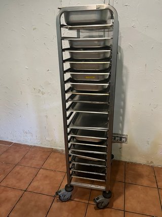 Carro Gastronorm 1/1 con Bandejas