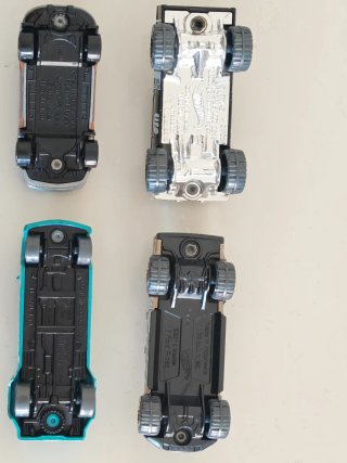 Set 4 Hot Wheels Offroad e Pickup
