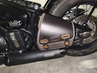 Triumph Bonneville Bobber Negra 2018