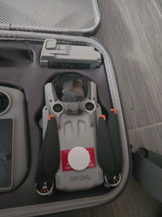 Dron DJI Mini 3 Pro