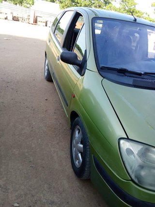 Renault Megane 1999 llamar al telf: