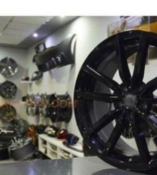 JUEGO DE 4 LLANTAS 18 PRETOR BLACK VW026 rmb363150