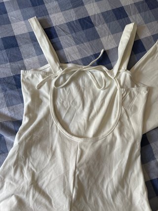 Mono blanco de dama