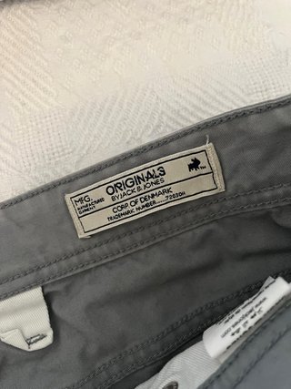 Pantalón corto Jack & Jones gris T.44