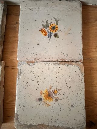 2 Azulejos antiguos pintados a mano
