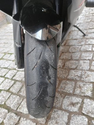 Suzuki GSXR 750 Negra