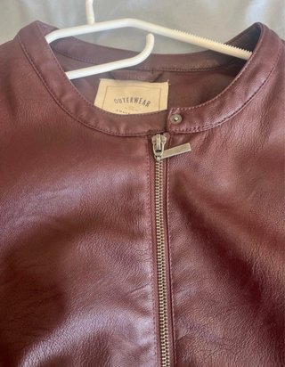 Chaqueta efecto piel roja