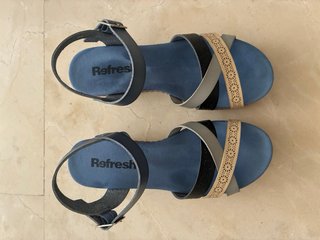 Sandalias cuña tiras azul