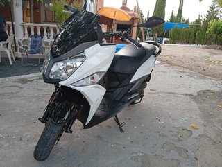 Moto Sym Jet 14 50 E5 Blanca