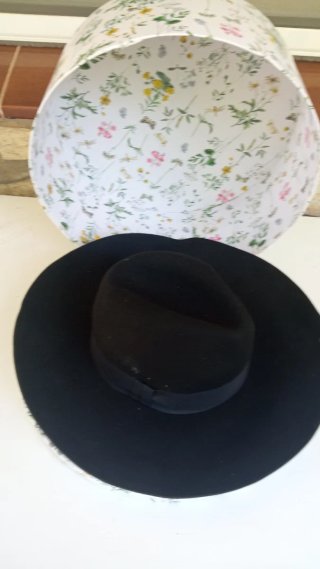 Sombrero mujer vintage con caja