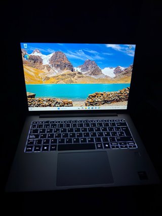 Portátil HP EliteBook 640 G11 16 i5 (NEGOCIABLE)