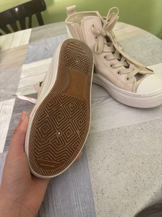 Zapatillas niña tipo Converse beige