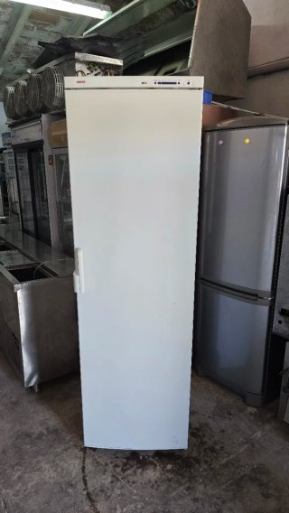 Congelador vertical Bosch cajones