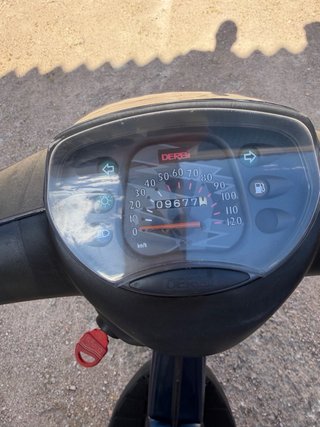 Derbi Variant Revolution Negra
