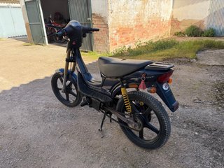 Derbi Variant Revolution Negra