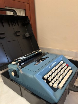 Olivetti Studio 46 Máquina Escribir Vintage Maletí