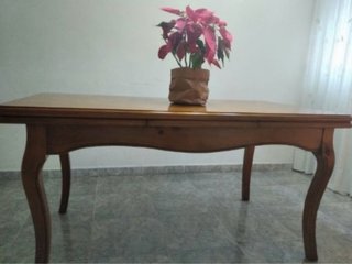 Mesa de comedor de pino