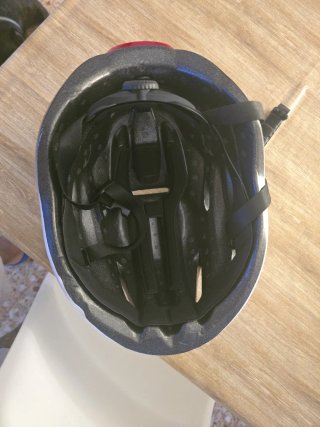 Casco MET Manta