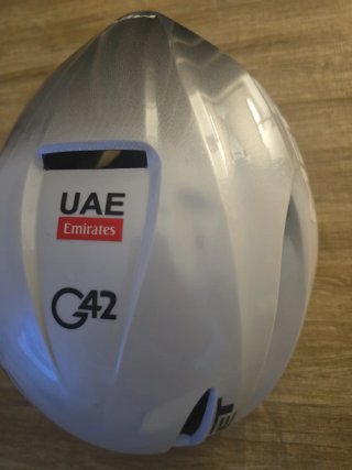 Casco MET Manta