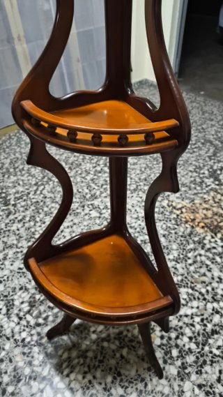 Mueble rinconera de madera