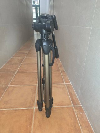 Trípode profesional para cámara