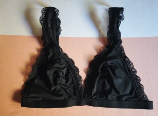 2 Sujetadores Bralette Encaje Negro y Blanco