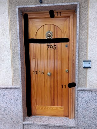 Puerta madera maciza blindada