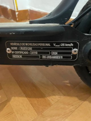 Patinete Eléctrico Reebok