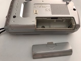 Radio Sony ICF-8 Plata