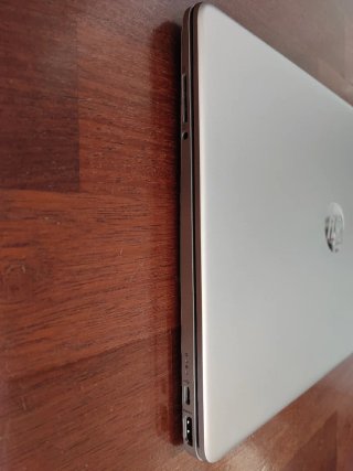 Portátil HP 15S