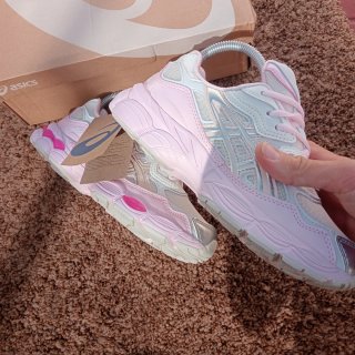 Zapatillas Asics Mujer Rosa y Plata
