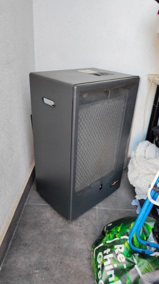 Estufa catalítica gas + 2 bombonas