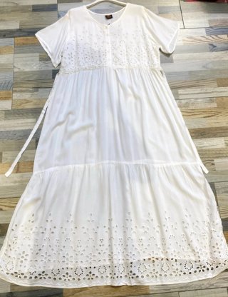 Vestido largo blanco bordado
